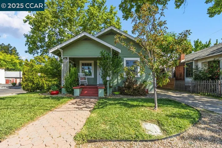 5801 Broadway, Sacramento, California 95802-1803