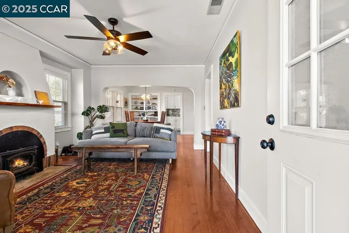 5801 Broadway, Sacramento, California 95802-1803