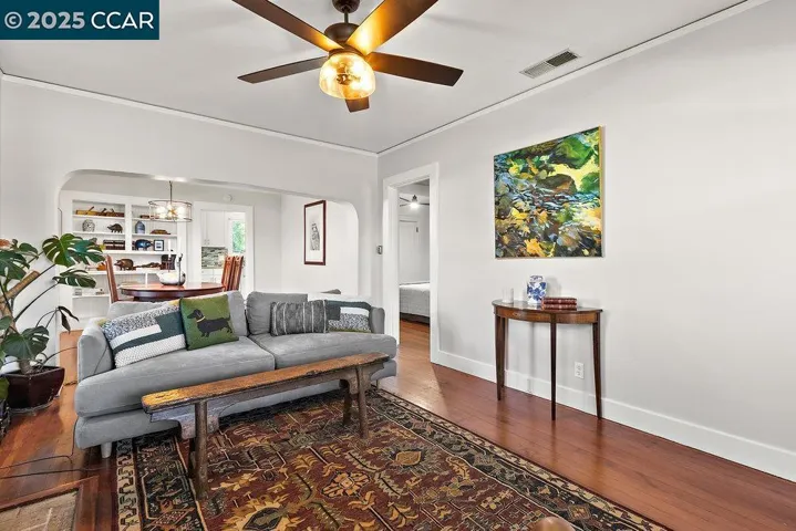 5801 Broadway, Sacramento, California 95802-1803