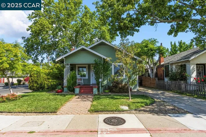5801 Broadway, Sacramento, California 95802-1803