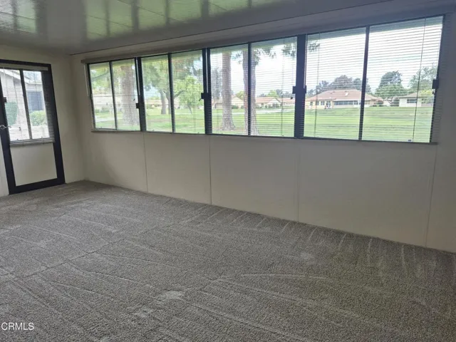17105 Village 17 patio room (2)