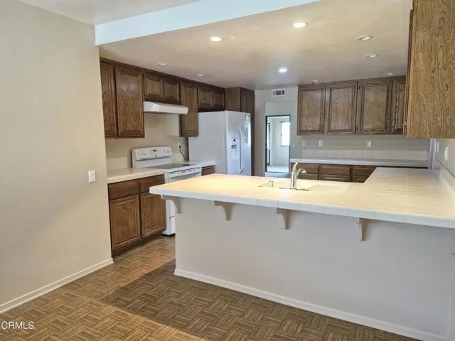 17105 Village 17 WeSellLeisureVillage (8