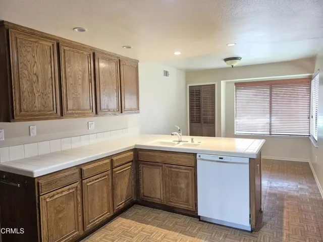 17105 Village 17 WeSellLeisureVillage (6