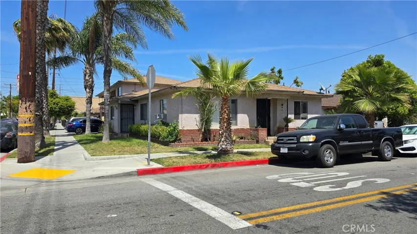 Second building on site – part of the 7-unit apartment configuration