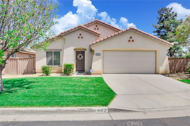 112 La Amistad Way, Hemet, California 92545