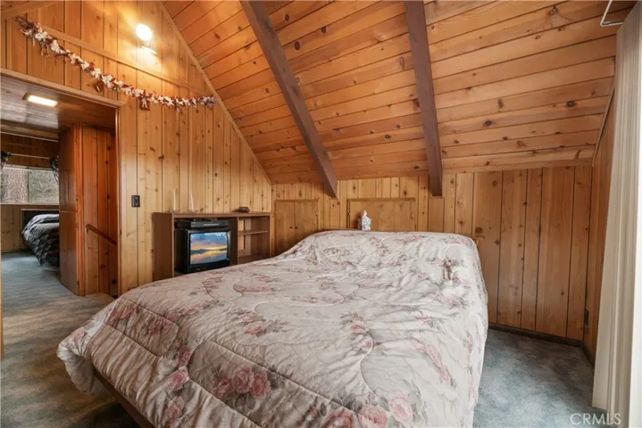 Both bedrooms are upstairs with a bathroom in between.