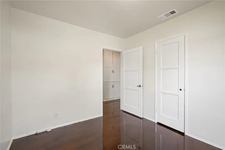 6837 Hesperia Avenue, Reseda, California 91335