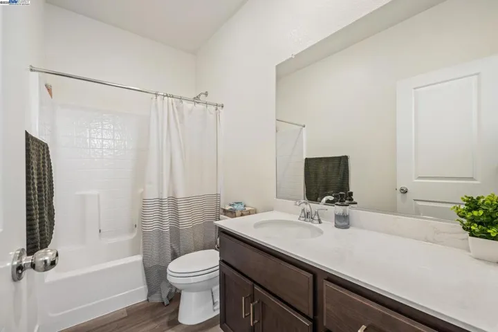 5610 Julia Ave, Keyes, California 95328