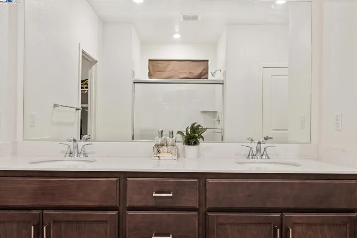 5610 Julia Ave, Keyes, California 95328