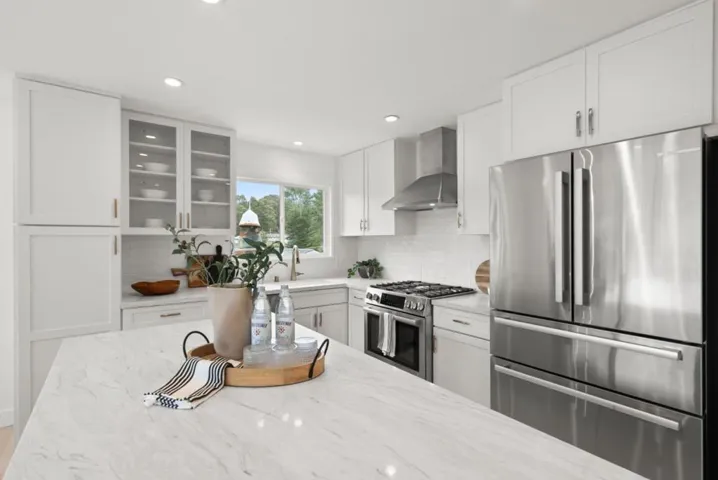 1165 Banyan Way, Pacifica, California 94044