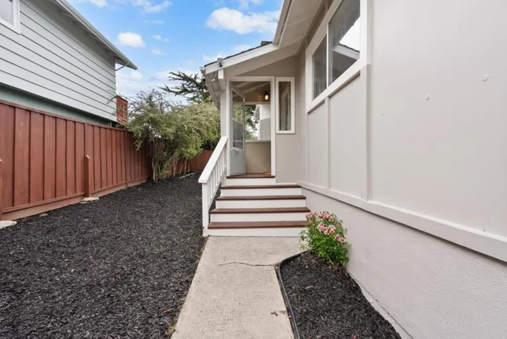1165 Banyan Way, Pacifica, California 94044
