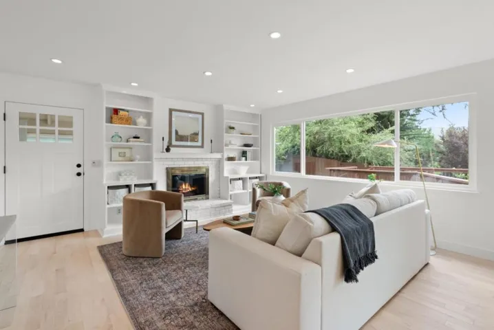 1165 Banyan Way, Pacifica, California 94044