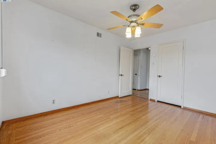 19066 Gliddon St, Castro Valley, California 94546