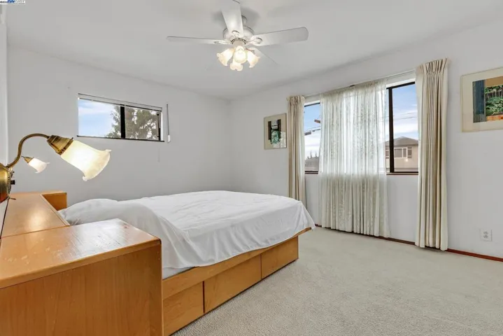 19066 Gliddon St, Castro Valley, California 94546