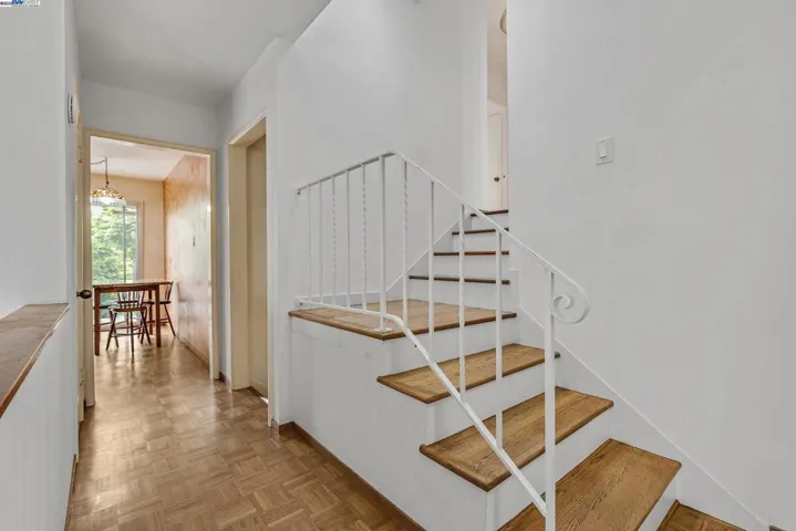 19066 Gliddon St, Castro Valley, California 94546