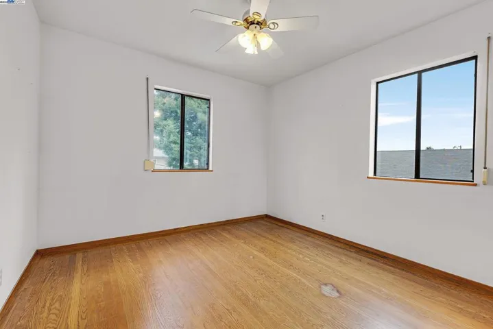 19066 Gliddon St, Castro Valley, California 94546