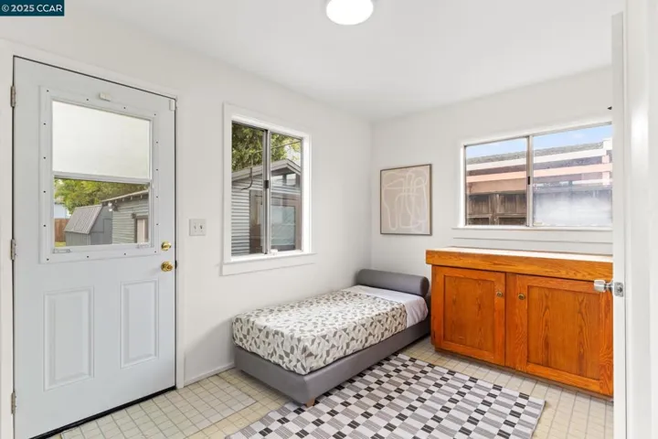 125 Sunnyside Dr, San Leandro, California 94577