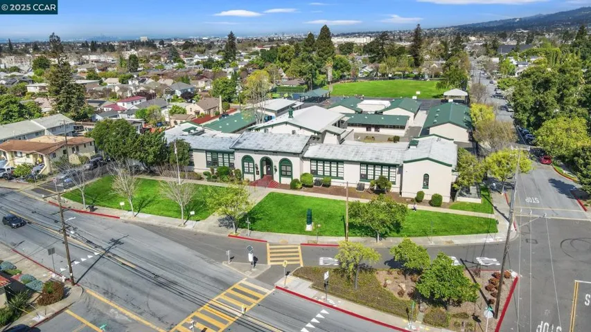 125 Sunnyside Dr, San Leandro, California 94577