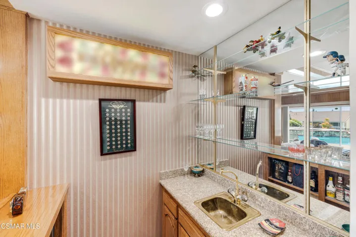 wet bar