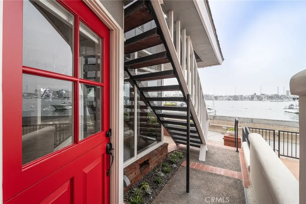 300 302 South Bayfront, Newport Beach, California 92662 home-pic-40