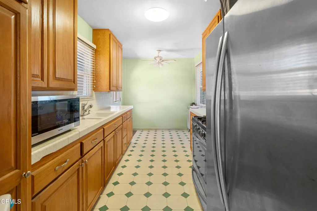 431 Eva Street, Ventura, California 93003 home-pic-11