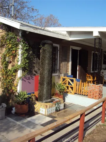 2025 E Wayside Street, Compton, California 90222