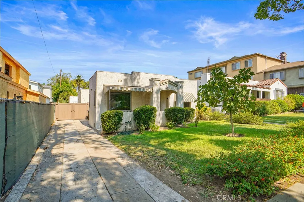 1041 Ruberta Ave, Glendale, California 91201 home-pic-16