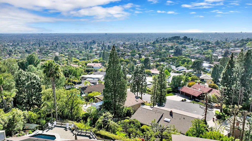 10841 Hideaway Drive, North Tustin, California 92705, 4 Bedrooms Bedrooms, ,5 BathroomsBathrooms,Residential,For Sale,Hideaway,OC25091905
