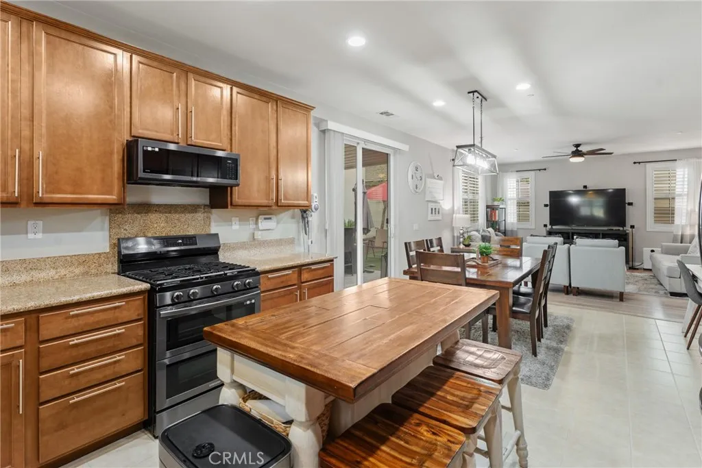 40258 Cape Charles Drive, Temecula, California 92591 home-pic-14