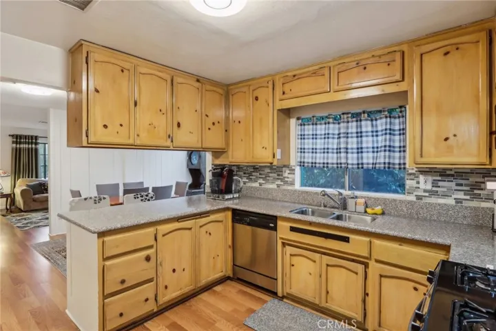 Kitchen 2