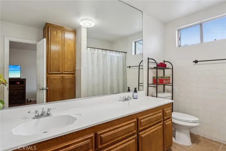 Primary Bedroom Ensuite Bathroom