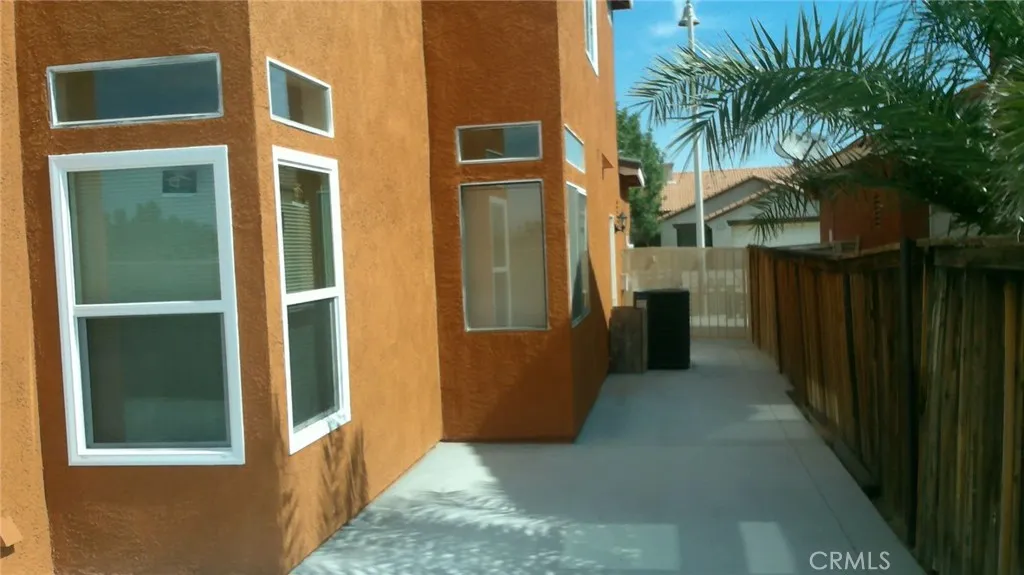 12533 Loma Verde Drive, Victorville, California 92392 home-pic-12