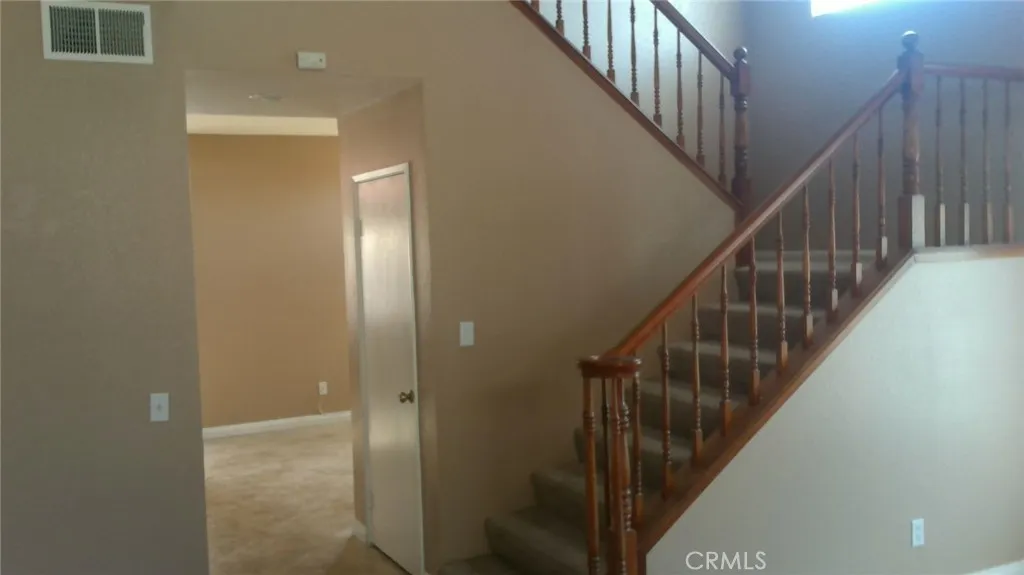 12533 Loma Verde Drive, Victorville, California 92392 home-pic-3
