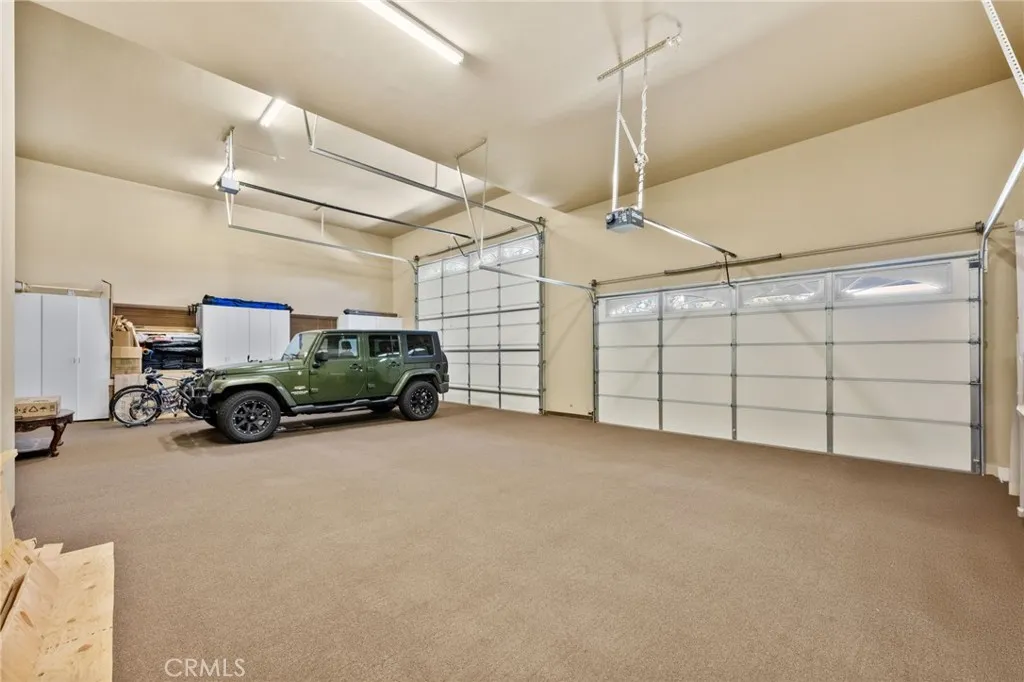 Guest House Garage with RV parking