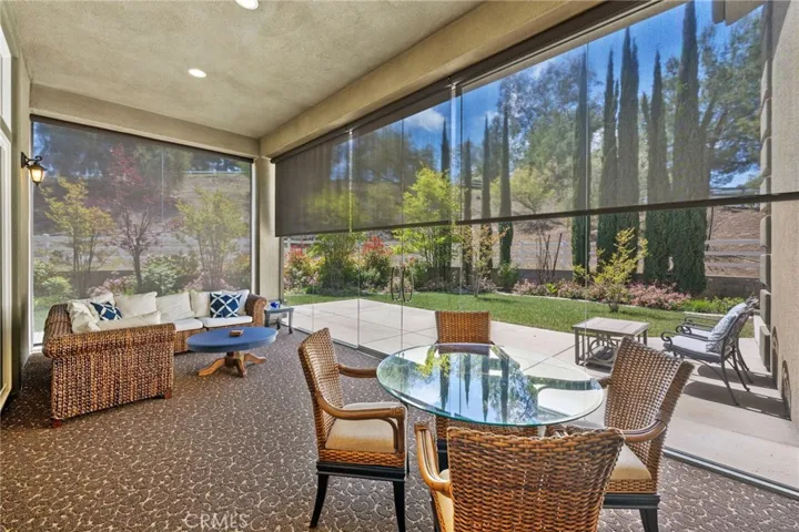 Guest house sun room