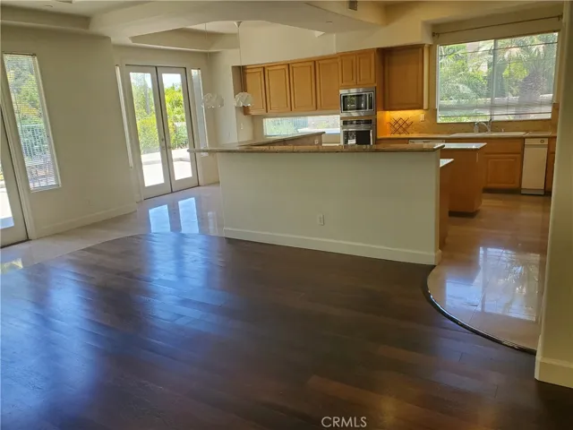 5449 E Suncrest Road, Anaheim Hills, California 92807
