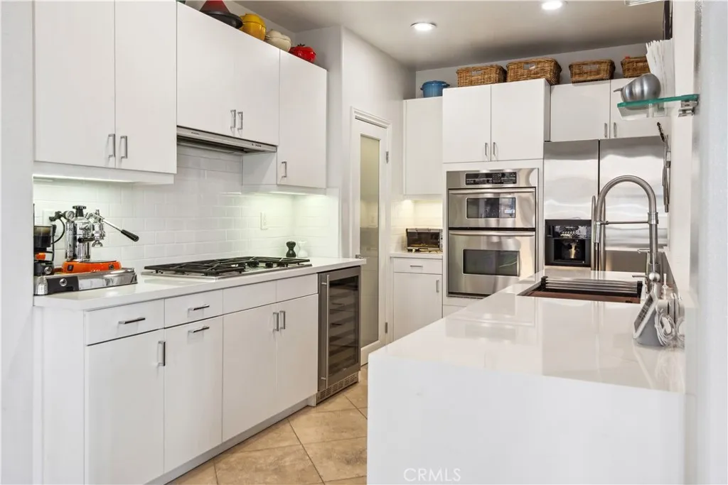 1000 E Ocean Boulevard 613, Long Beach, California 90802 home-pic-5