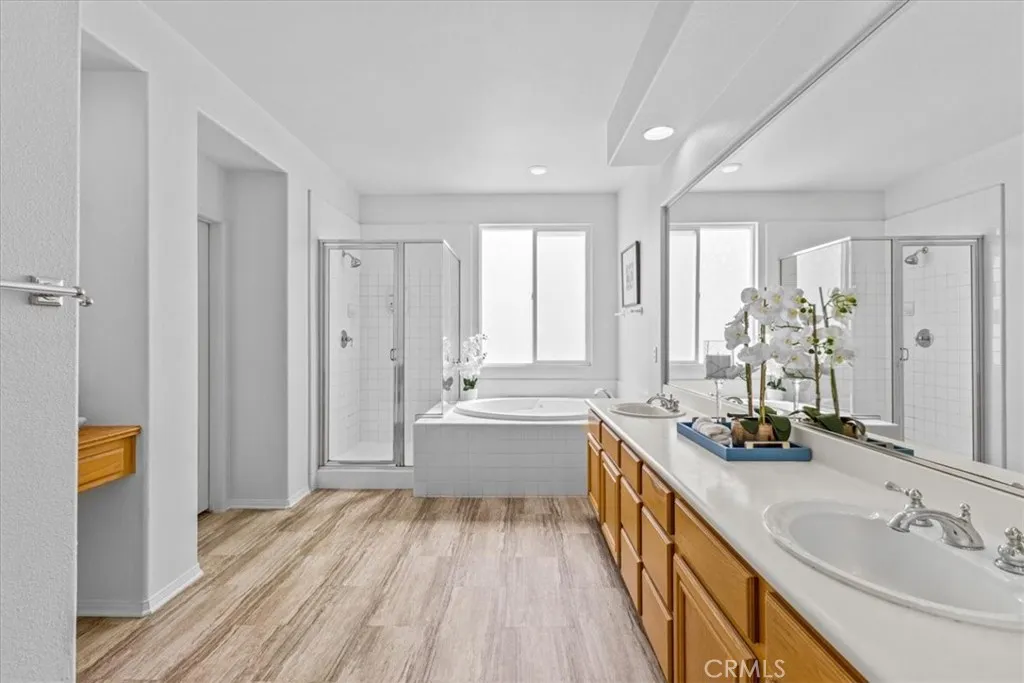 2 Westgate, Irvine, California 92620 home-pic-30