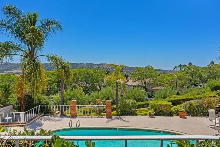 32012 Del Cielo Este, Bonsall, California 92003