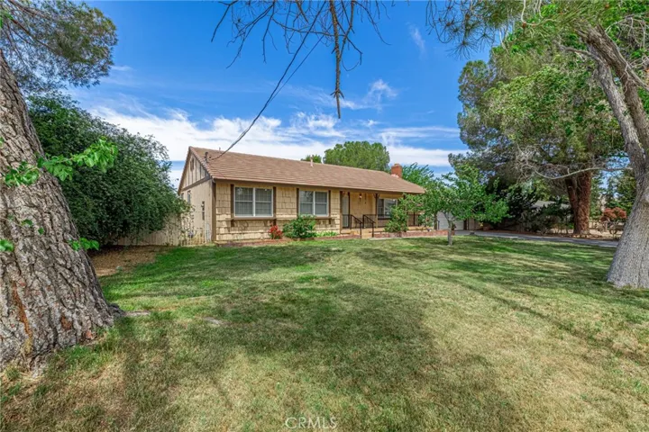42631 51st Street W, Quartz Hill, California 93536