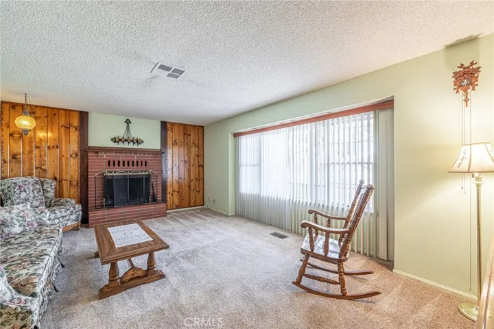 42631 51st Street W, Quartz Hill, California 93536
