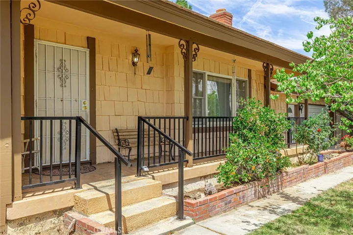 42631 51st Street W, Quartz Hill, California 93536
