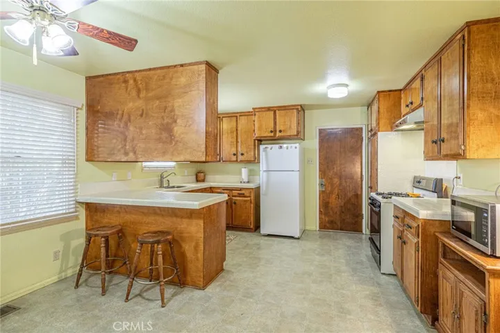 42631 51st Street W, Quartz Hill, California 93536