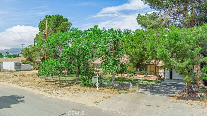 42631 51st Street W, Quartz Hill, California 93536