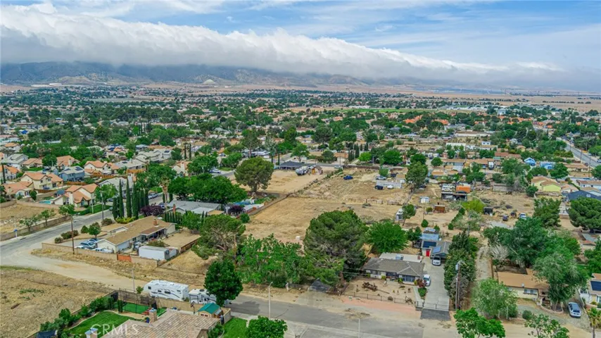 42631 51st Street W, Quartz Hill, California 93536