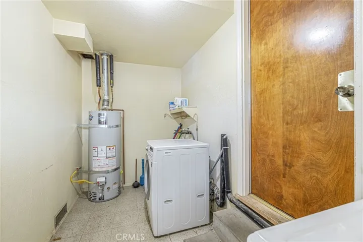 42631 51st Street W, Quartz Hill, California 93536