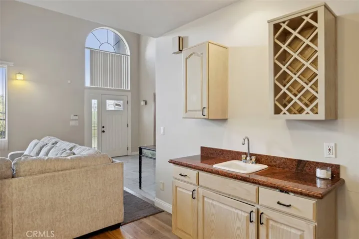 23684 Valley View Road, Calabasas, California 91302