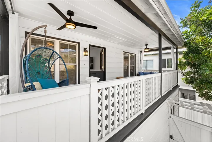 504 Avocado Avenue 1/2, Corona Del Mar, California 92625