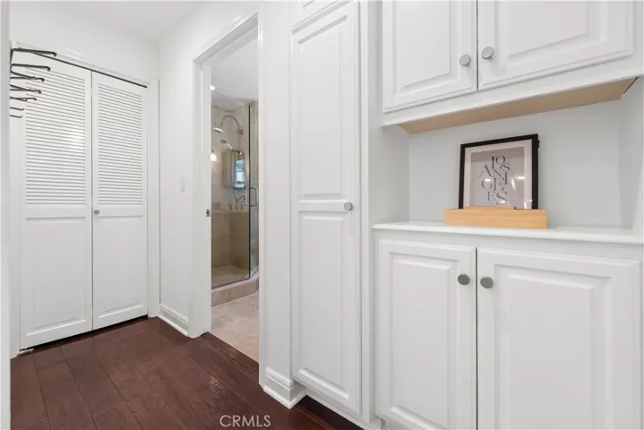 504 Avocado Avenue 1/2, Corona Del Mar, California 92625