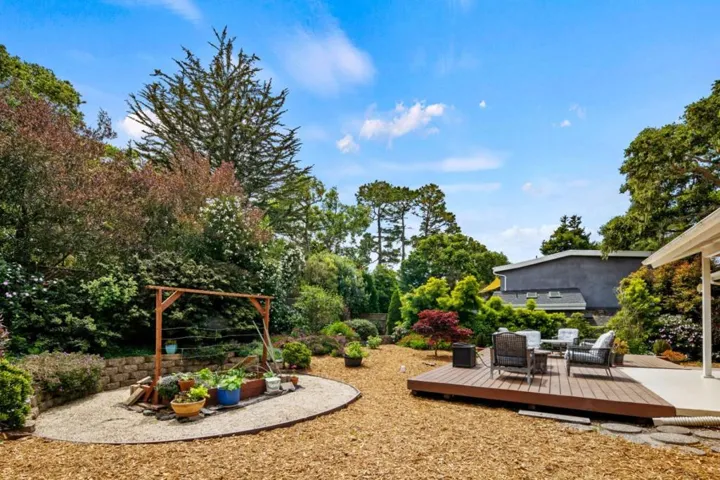 2811 Forest Lodge Road, Pebble Beach, California 93953